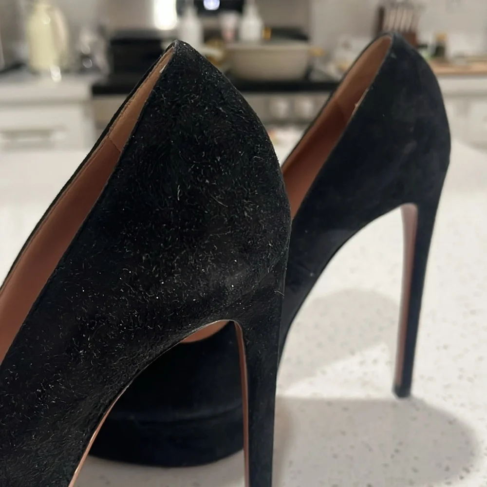 Alaia black suede heels size 37 gorgeous heels